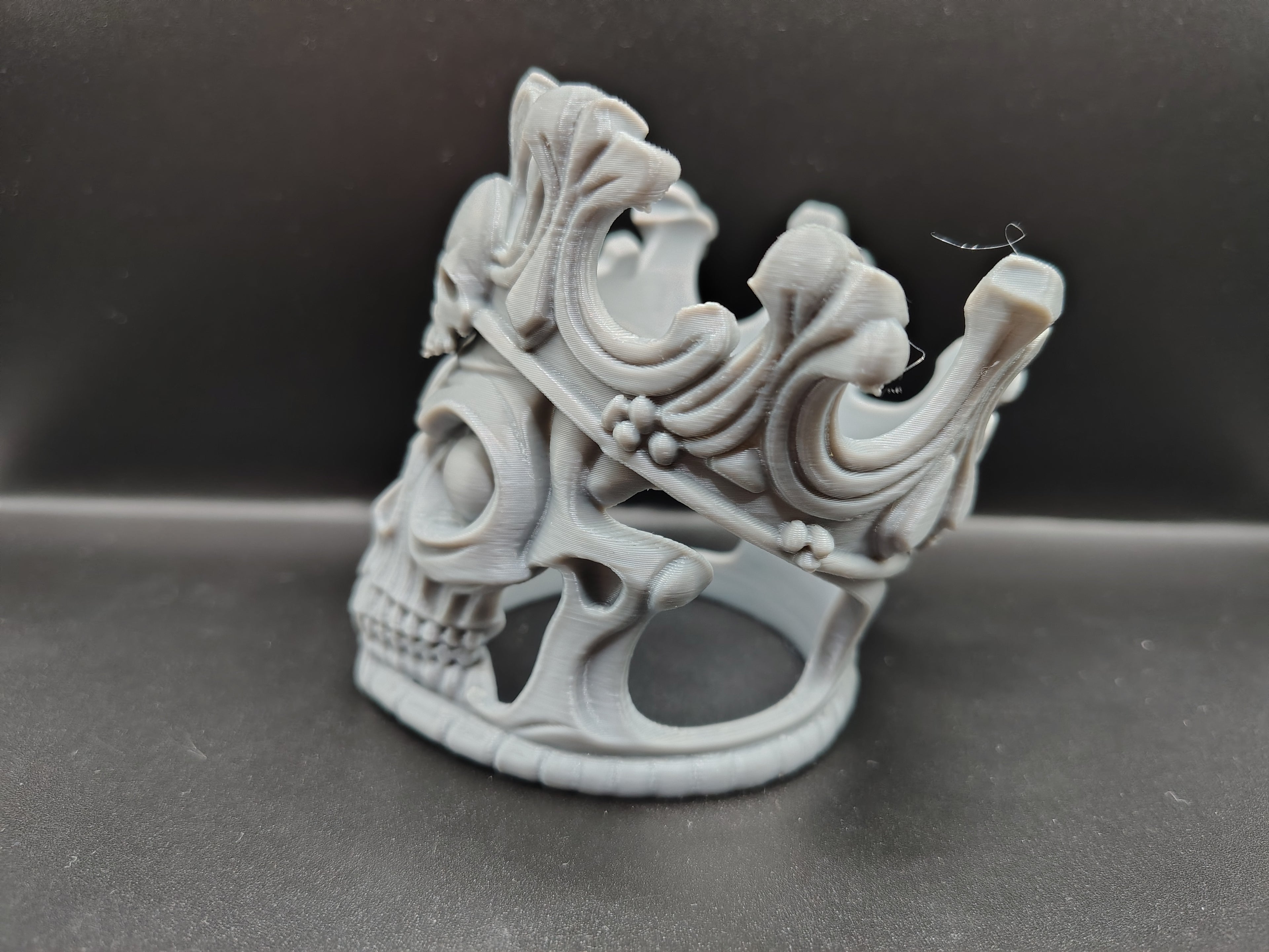 Undead King – Skull with Crown