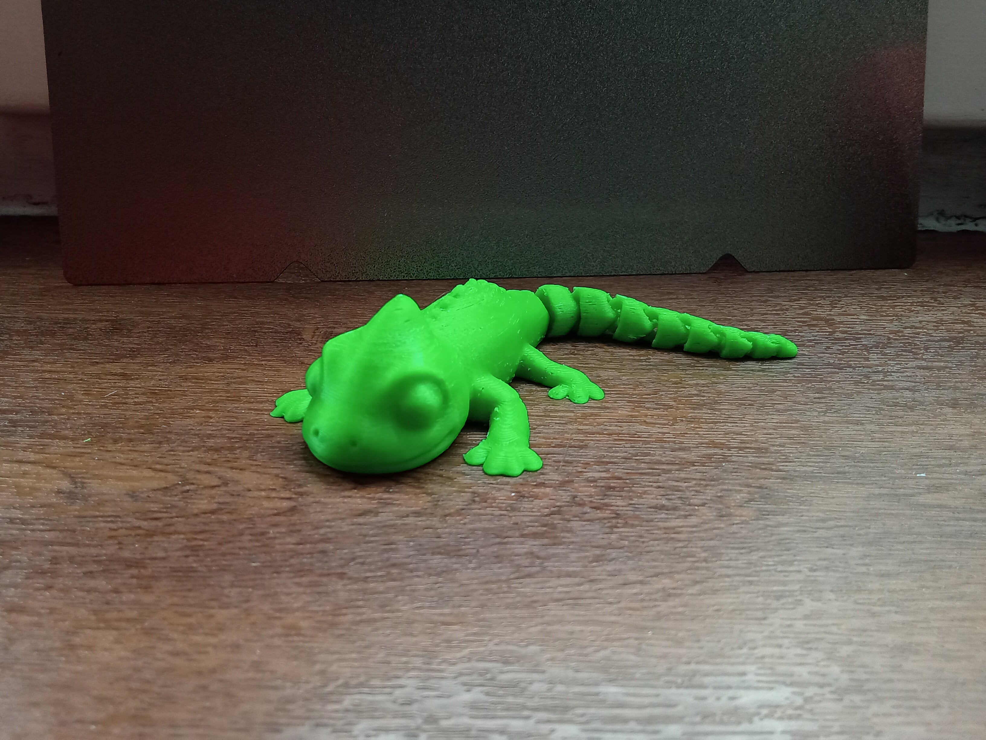 Articulated Geko- Commercial use allowed