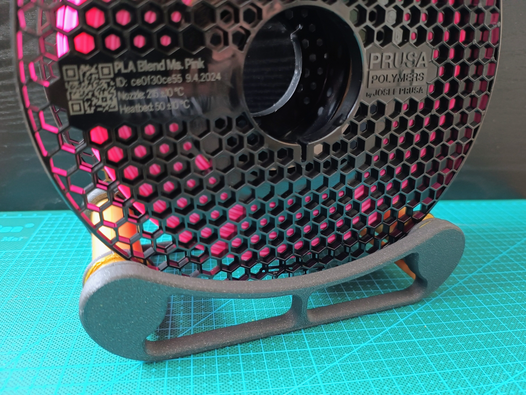 Spool roller, filament holder, spool holder