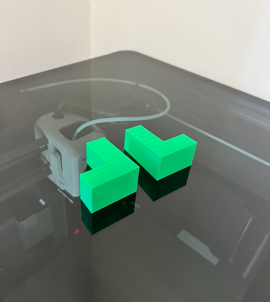 Top glass riser for P1S