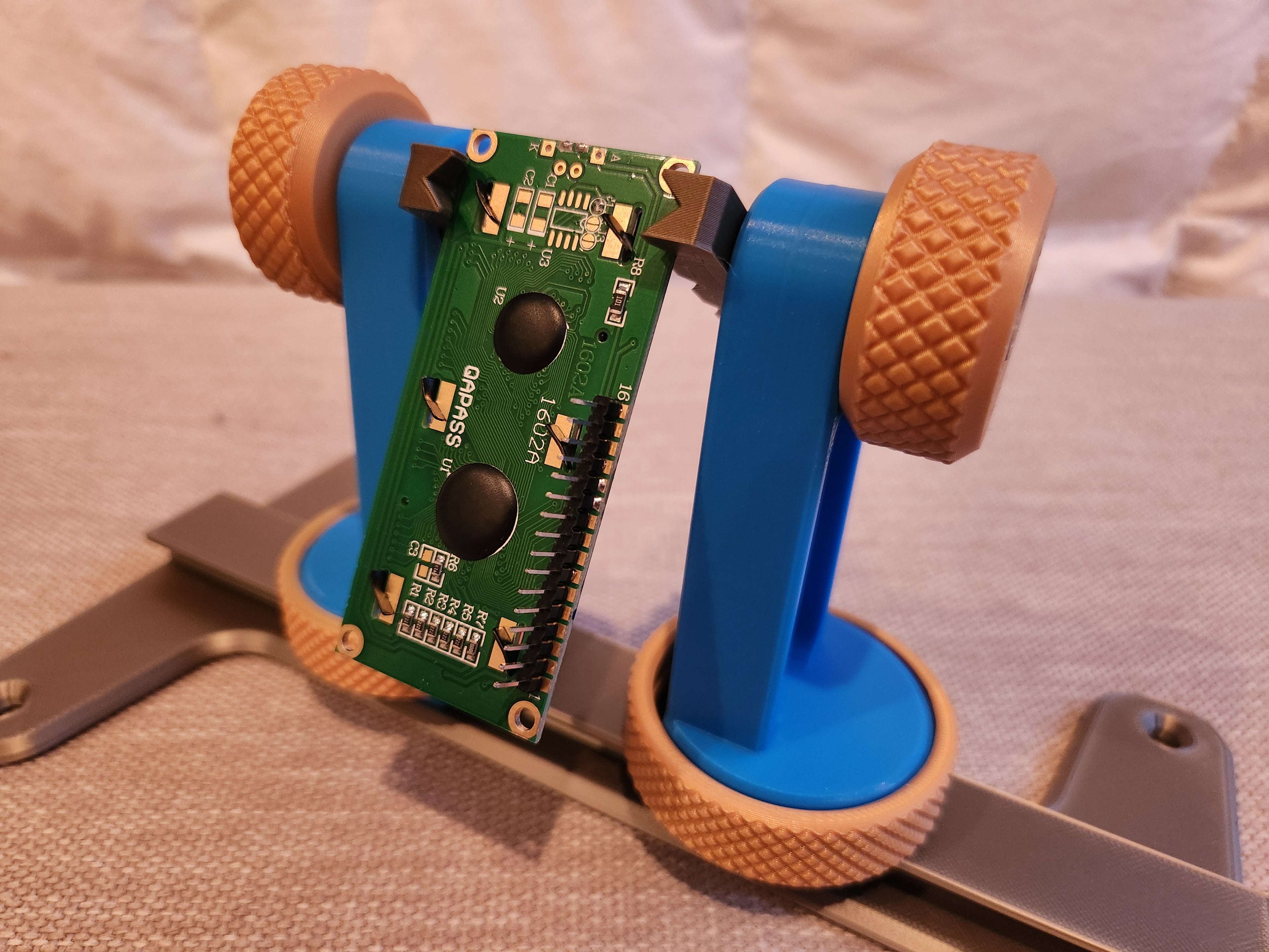 Adjustable PCB Holder Tool