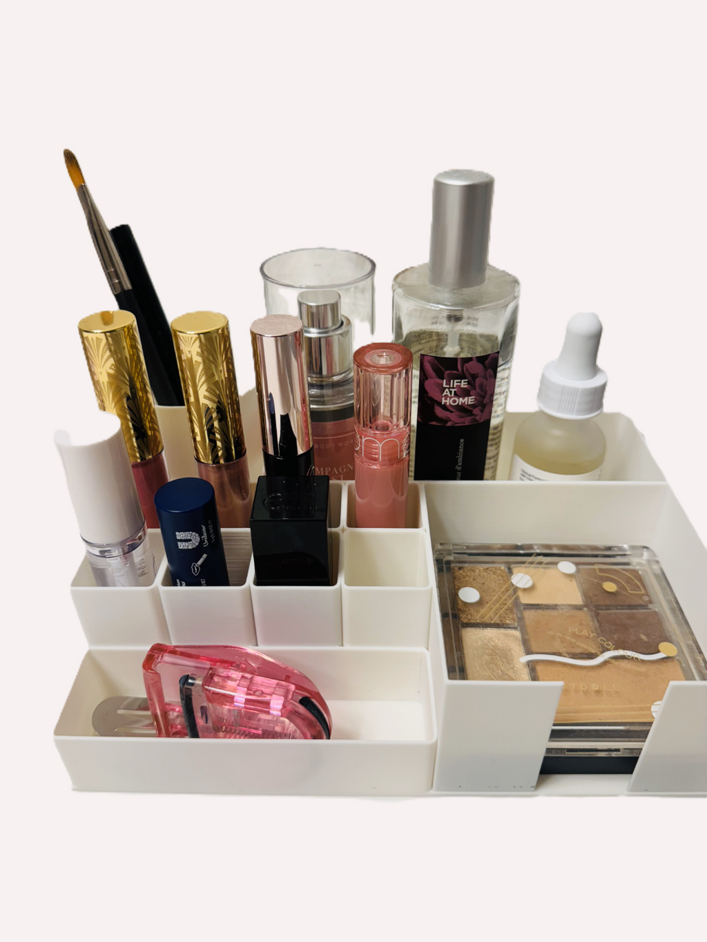 makeup organizer