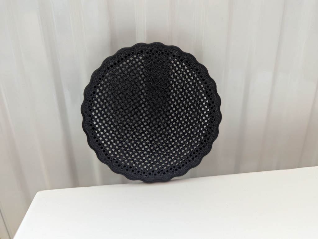 Sprouting lid for european (TO82) canning jars