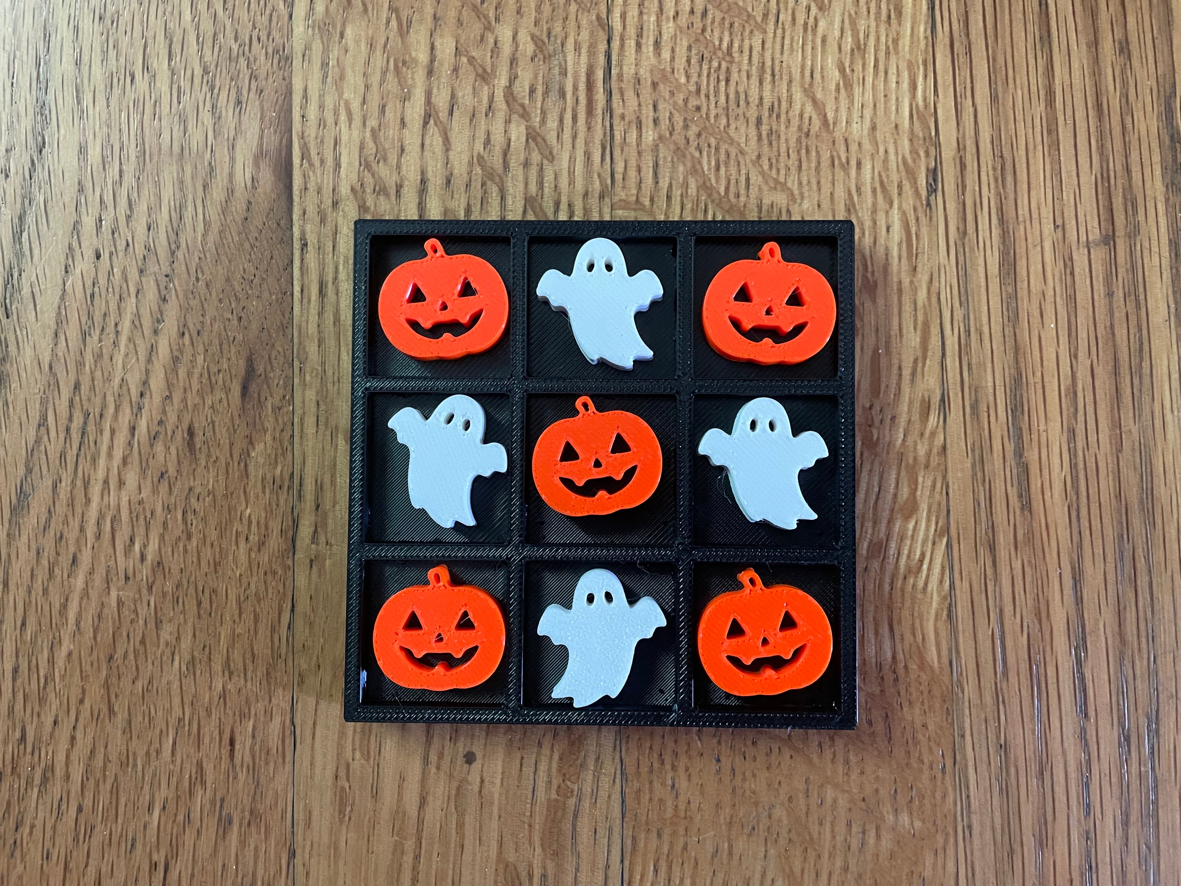 Halloween Tic Tac Toe Game