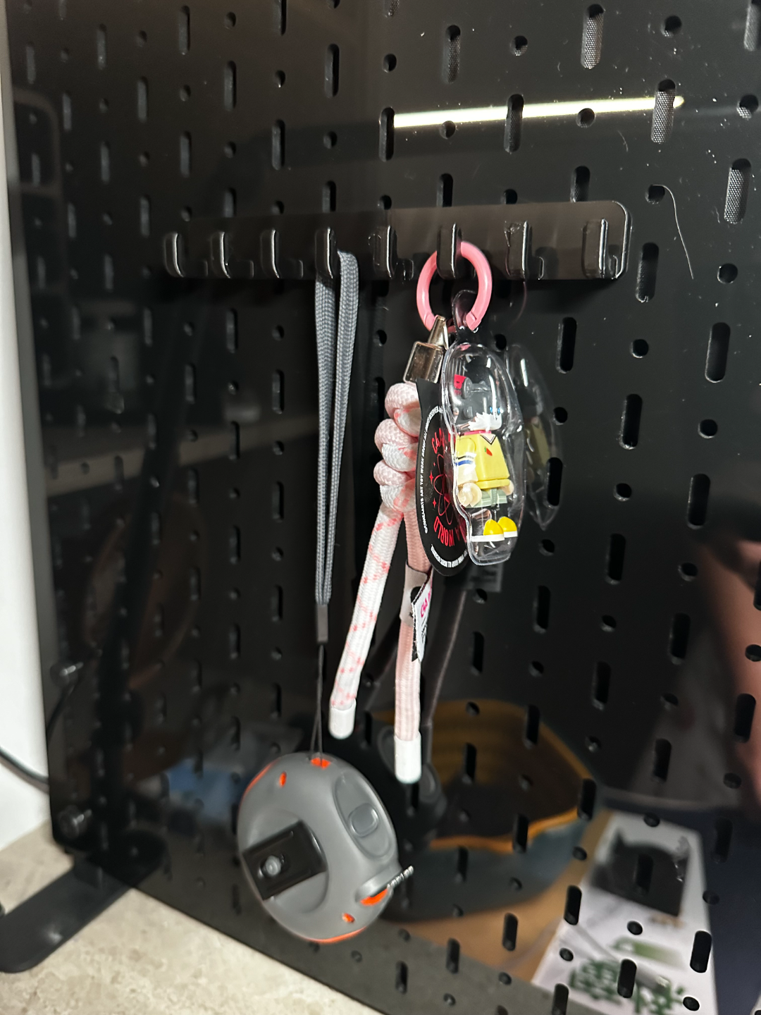 宜家洞洞板8钩挂架