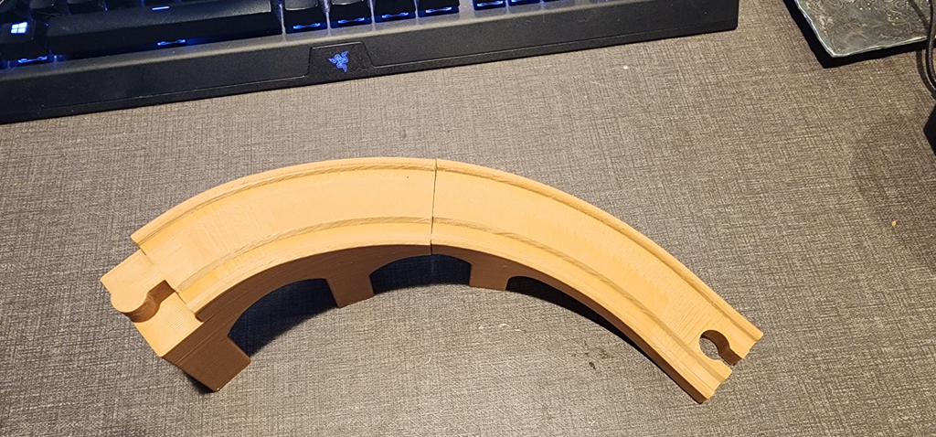 Brio Bridge Ramp, 90° Corner Keyed for A1 mini
