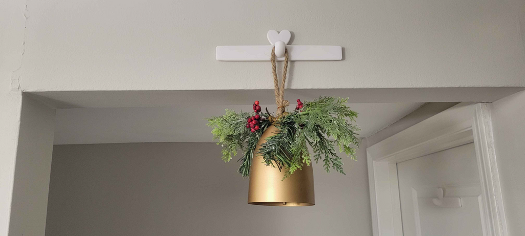 Wall Hanger