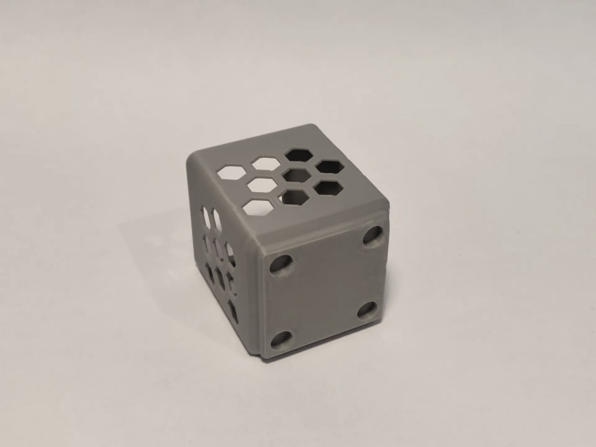 Gridfinity Bin 1x1 - Hex Wall