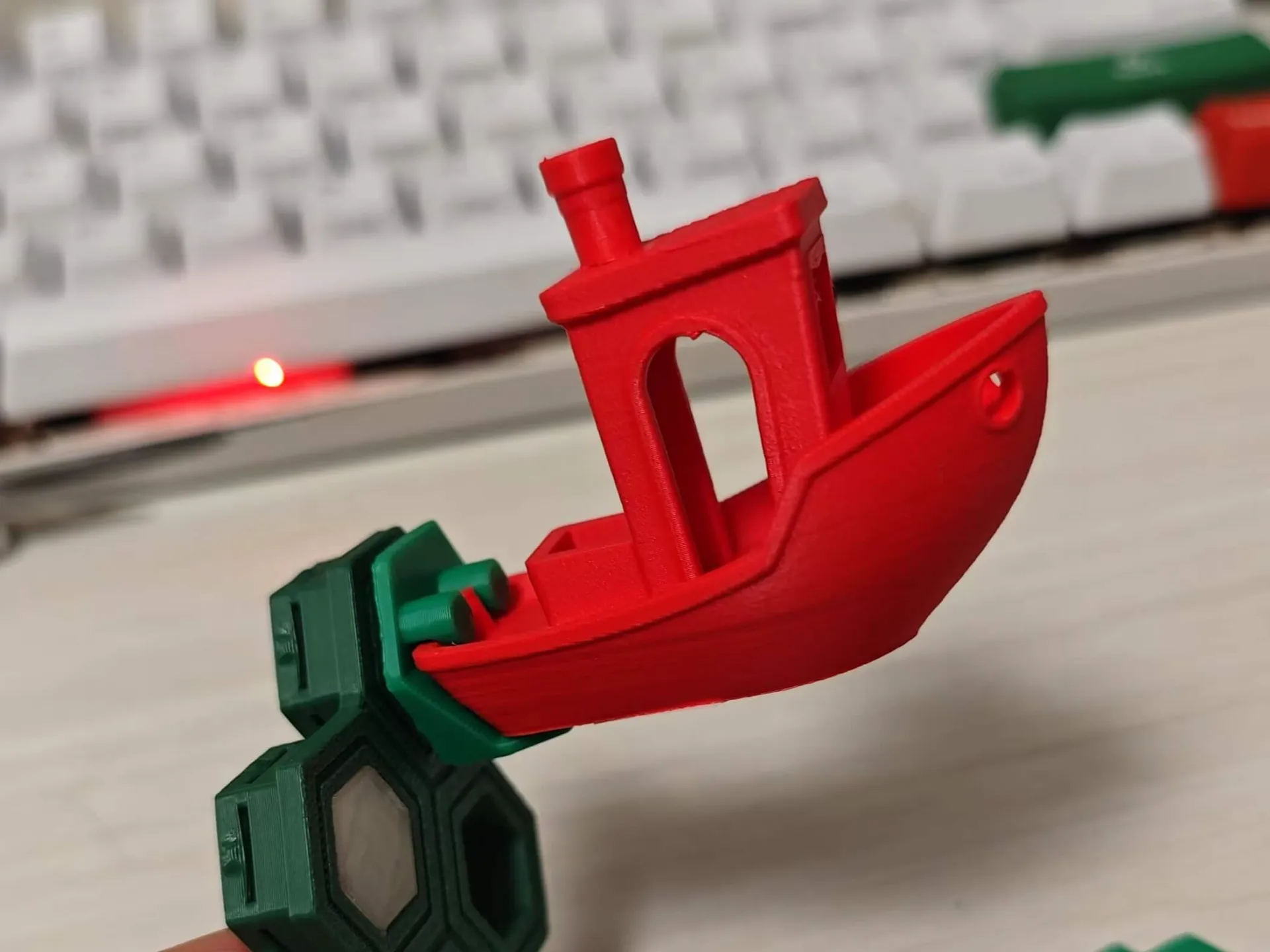 Benchy Display Hook for HSW