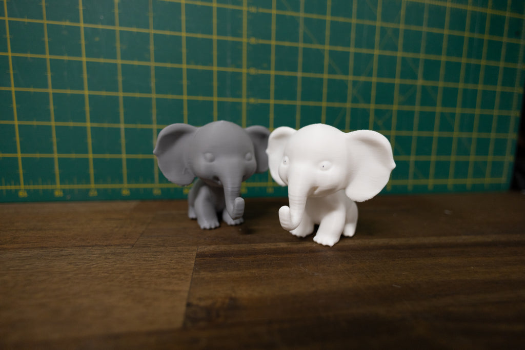 Cute elephant decoration (FREE TO SELL)