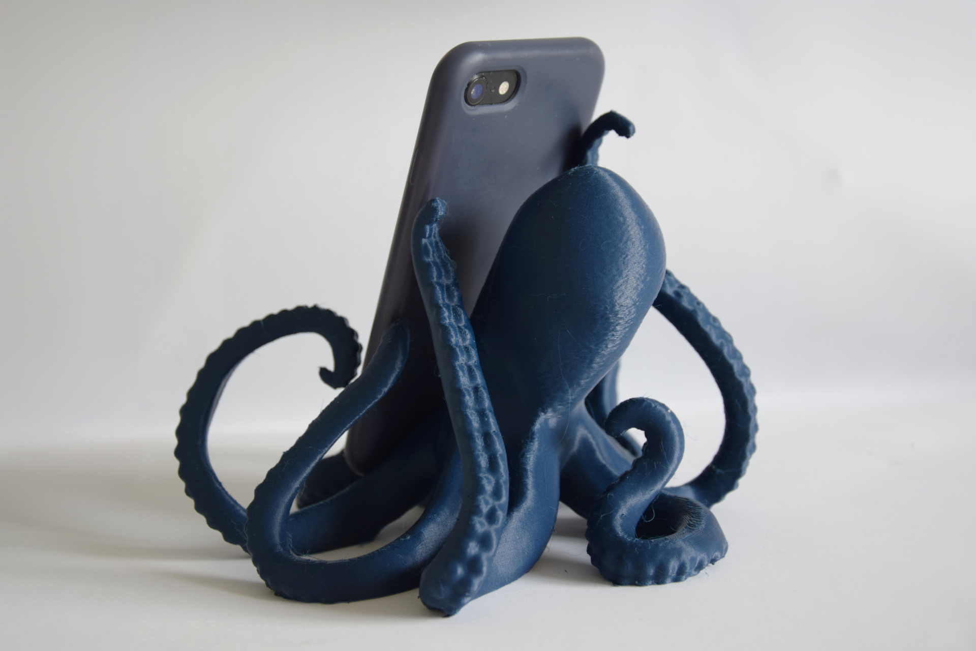 Octopus Sculpture + Smartphone mount