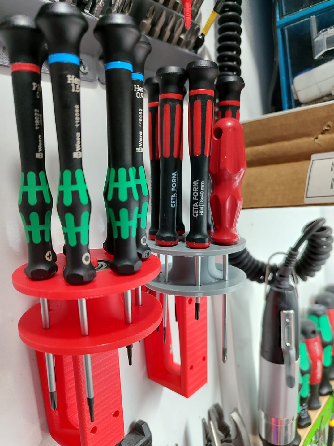 Screwdriver Holder with 608 Bearing