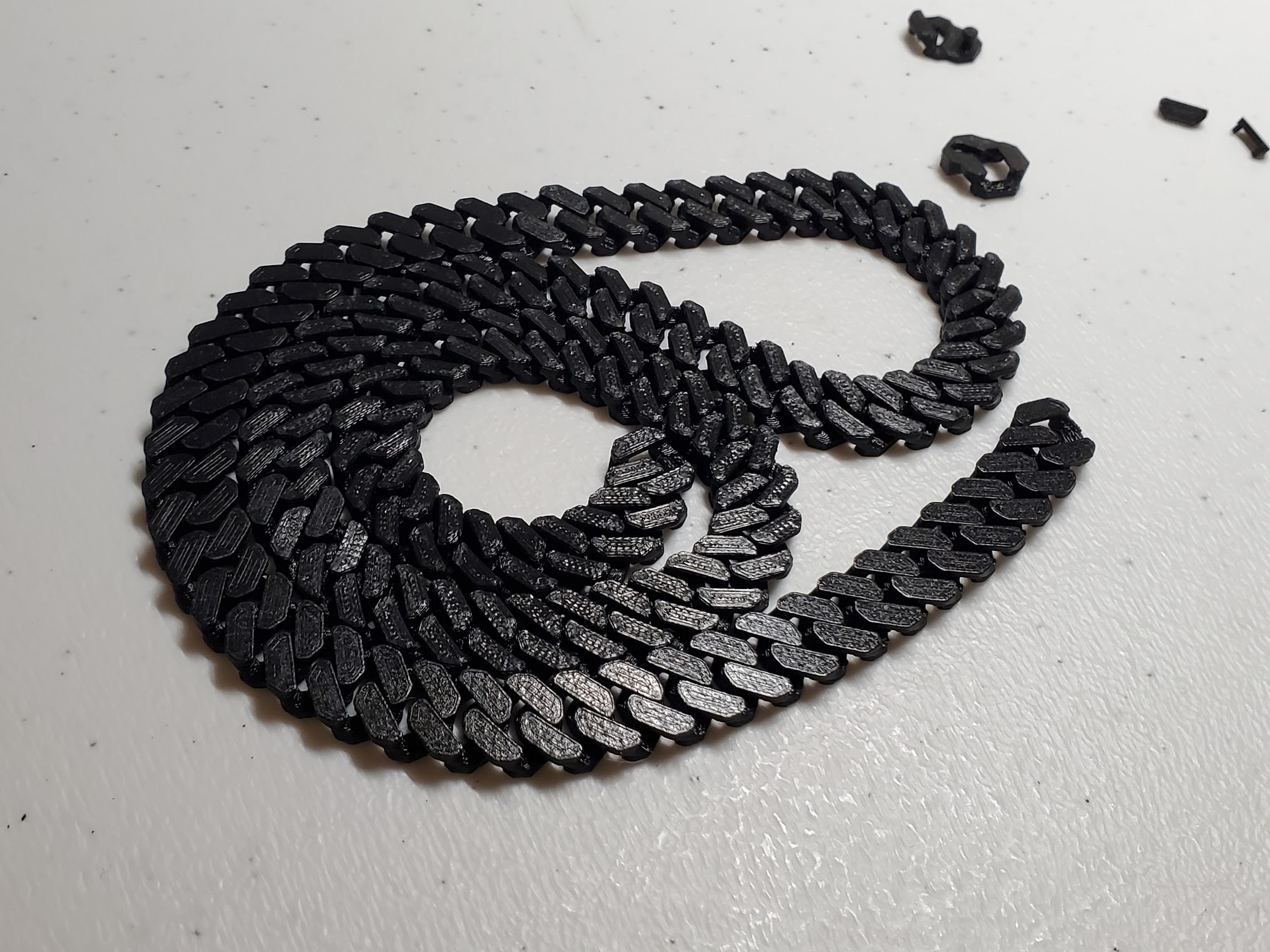 Ultra-Faceted Cuban Chain v100