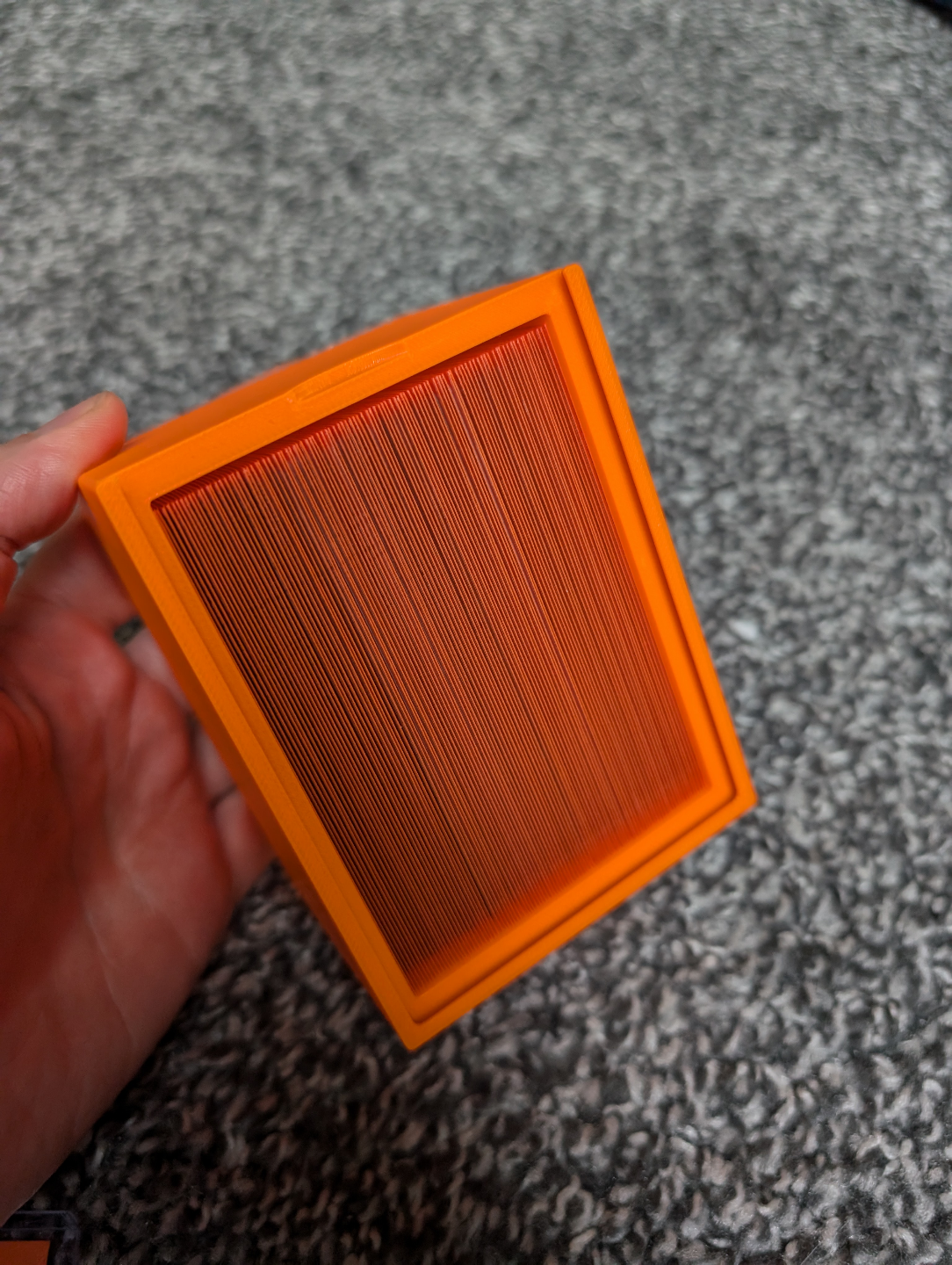 Commander Deck Box with Toploader lid