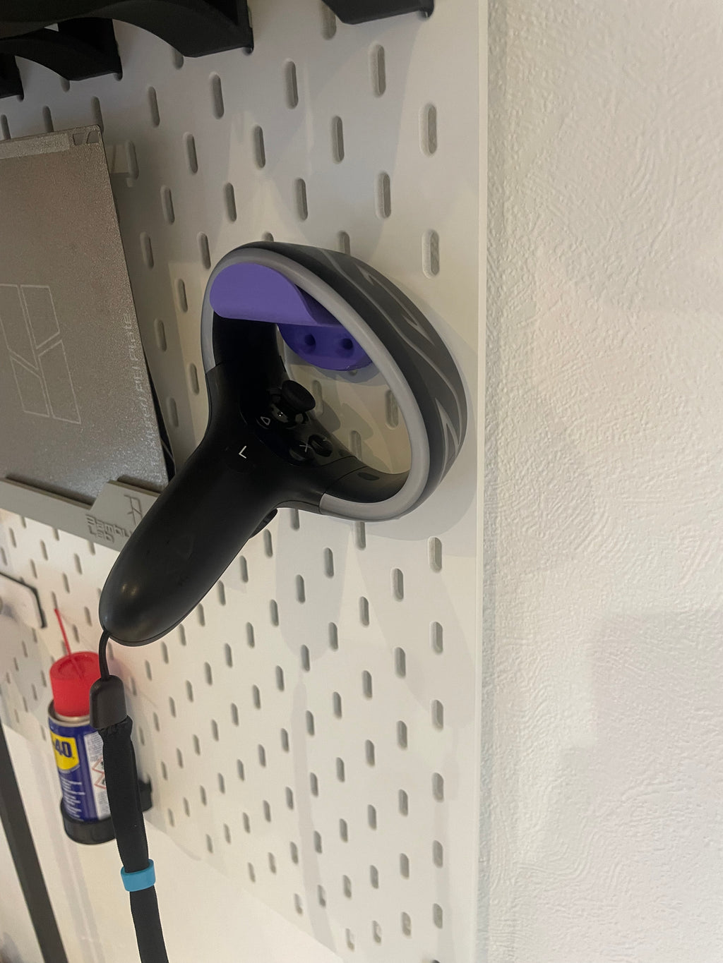 HTC vive cosmos controller mount for skadis