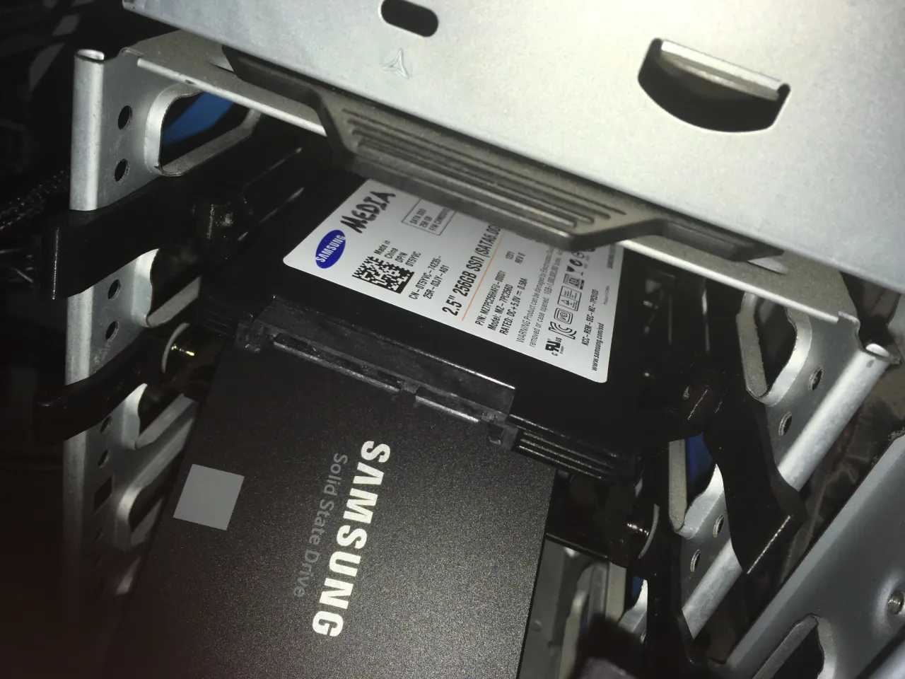 2.5" SSD to 3.5" SATA Bay Adapter