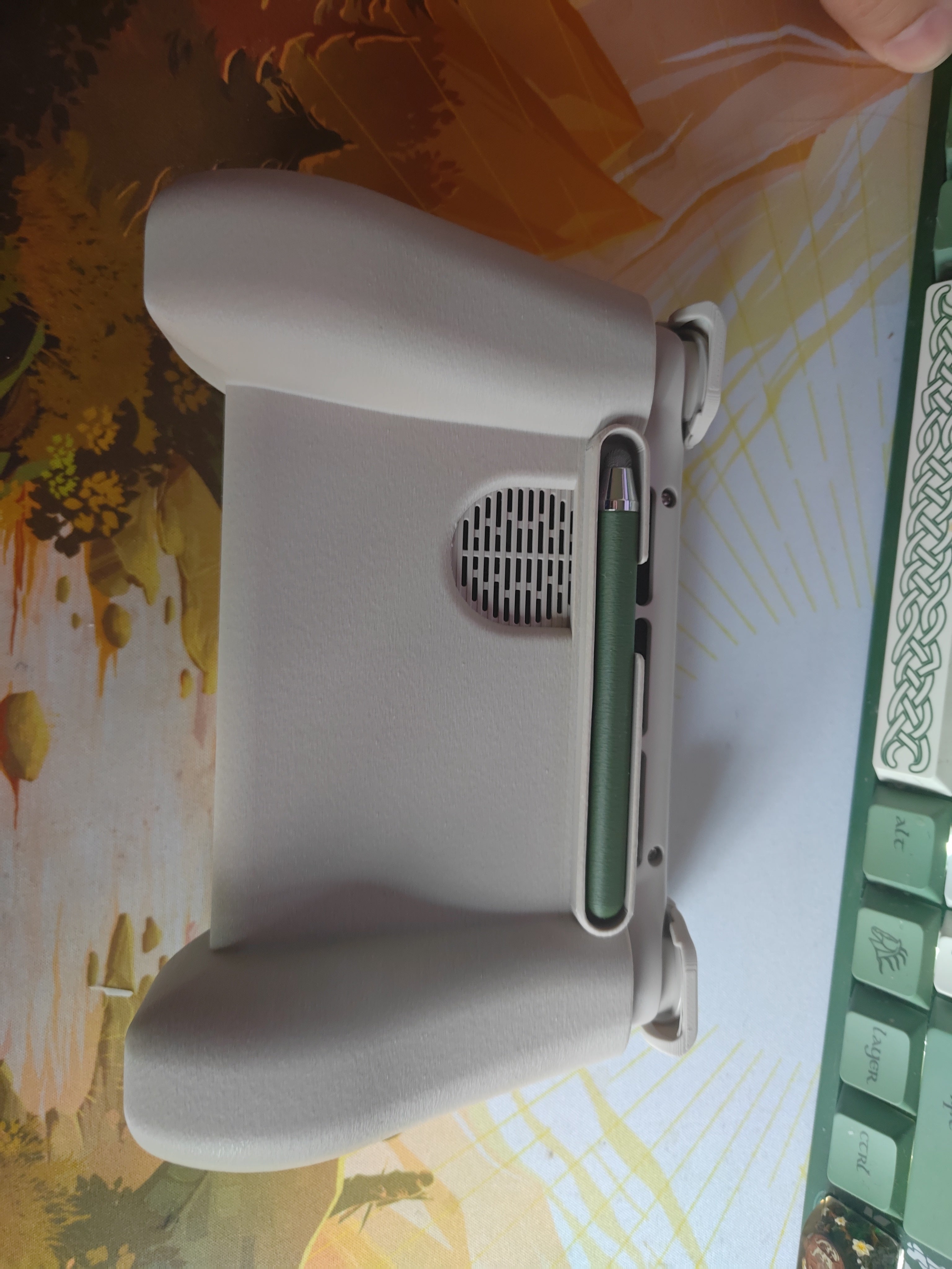 Ayn Thor Comfort Grip