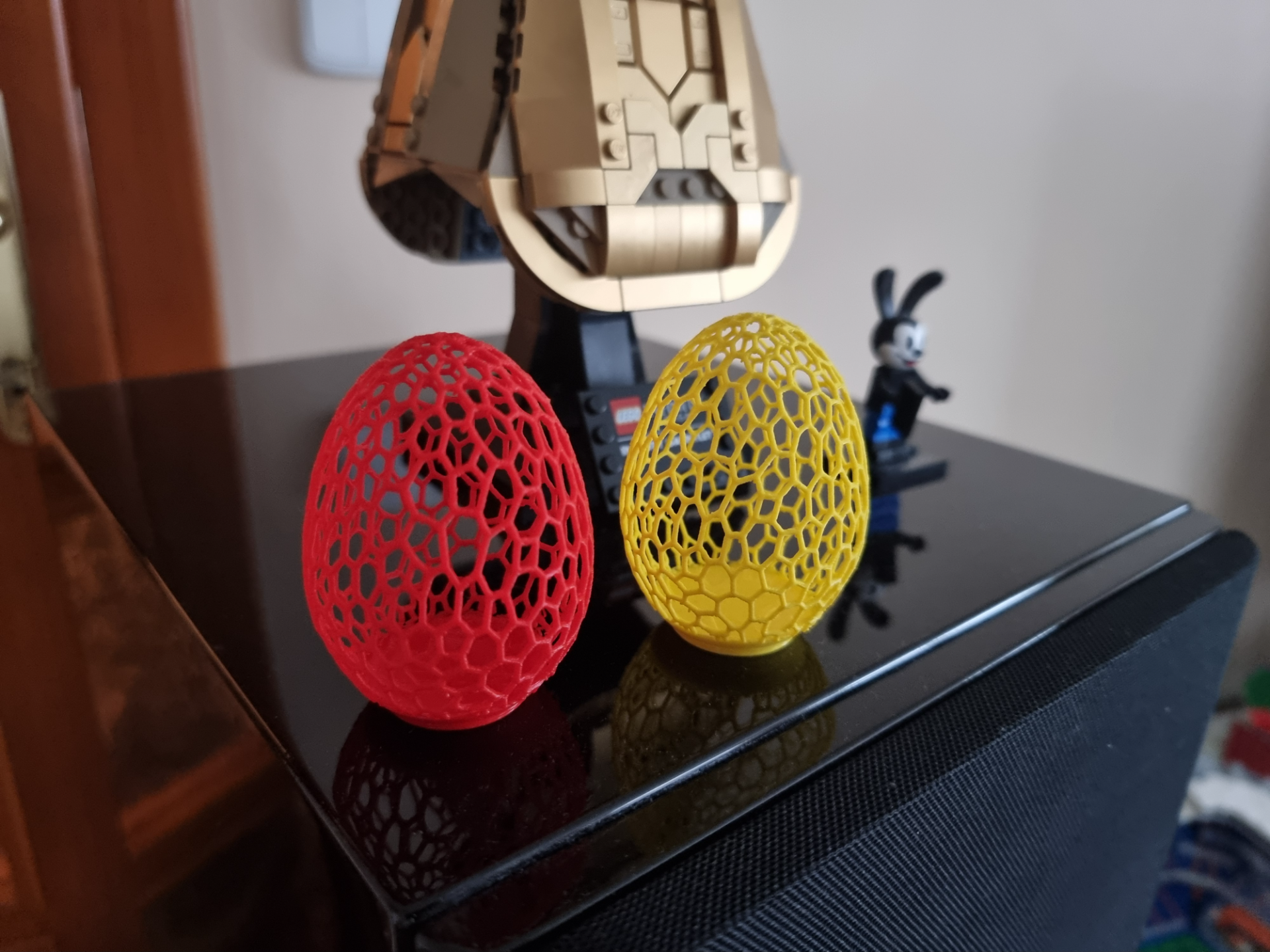 Decoration voronoi easter egg