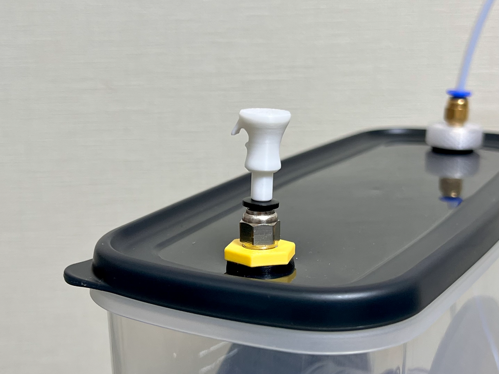 Clippable PTFE Fitting Plug