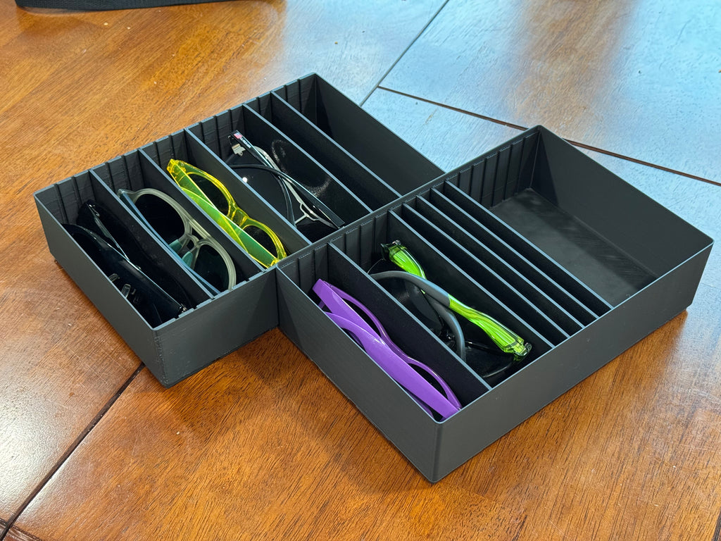 Gridfinity sunglasses organizer w/ modular divider