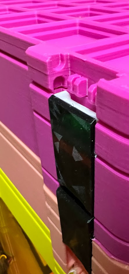 Gridfinity storage box - alternative easier to open latches