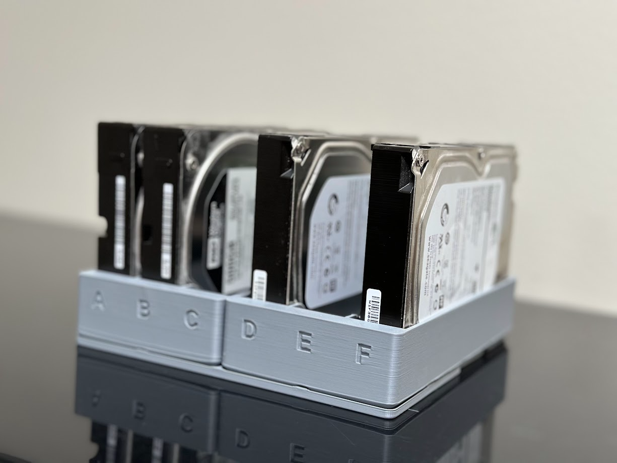 Gridfinity 3.5in hard drive (HDD) storage stand
