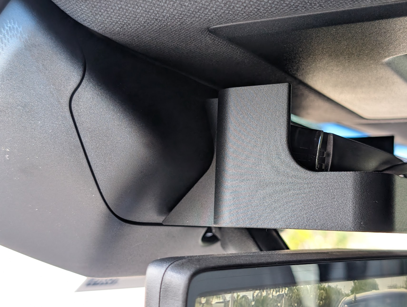 Land Cruiser 2025 Sunglass holder