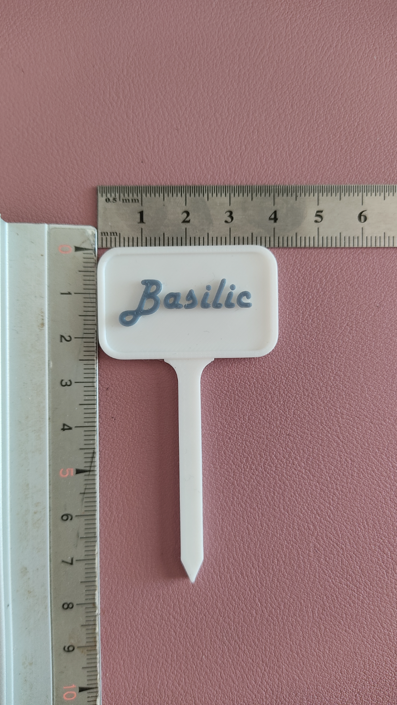 Etiquette sans inscription pour les pots et semis