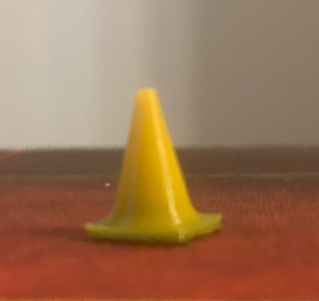 Small Traffic Cone (Easy 5 min Print)