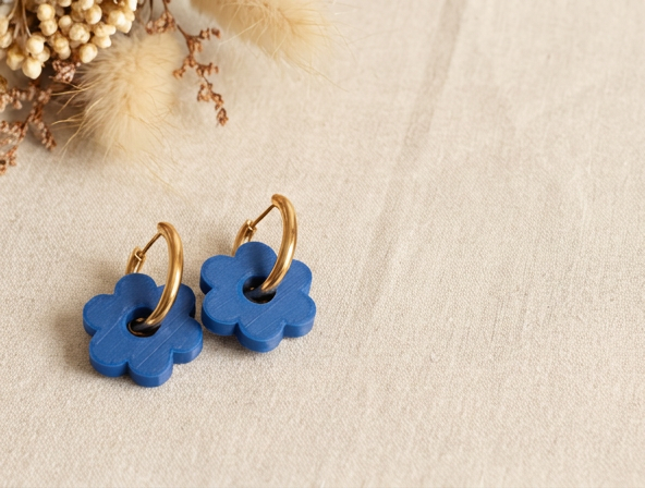 Flower hanger earring