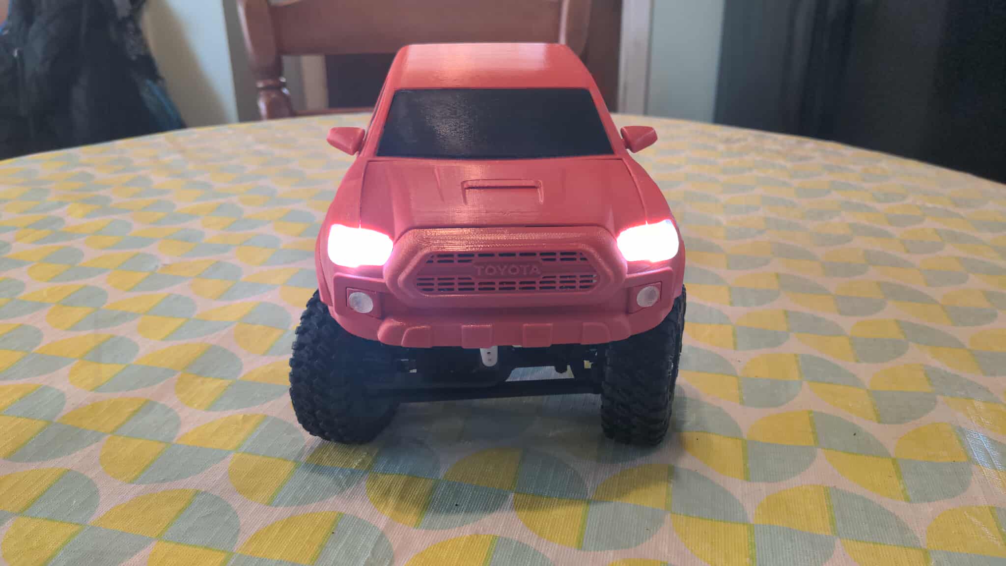 1:16 Toyota Tacoma RC