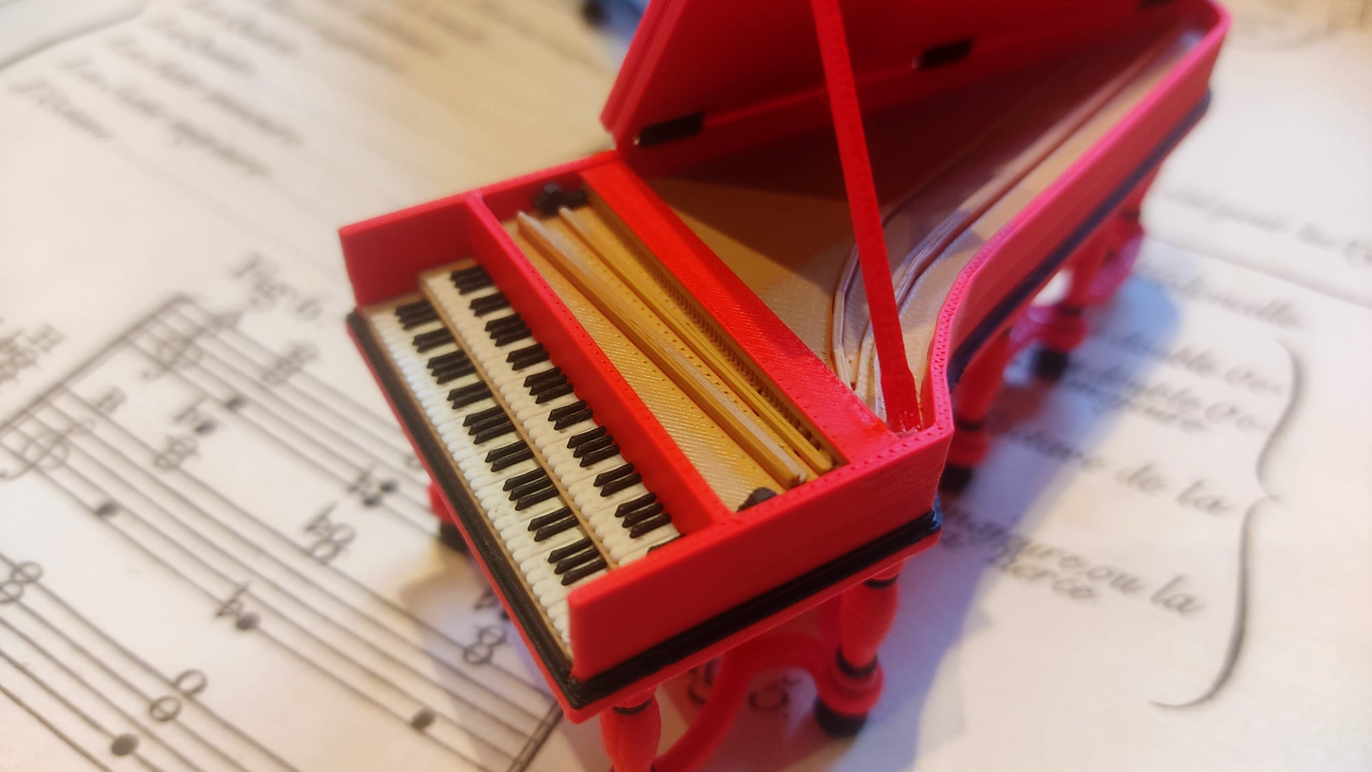 Mini Harpsichord Model