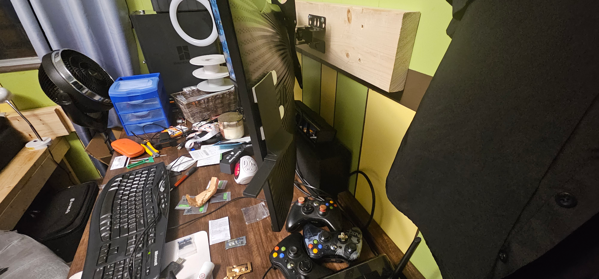 Monitor Mounted Headphone Holder