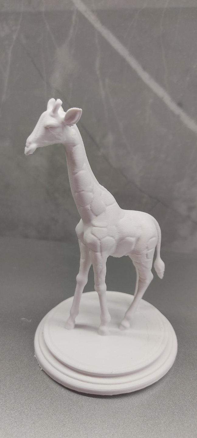 Giraffe statue