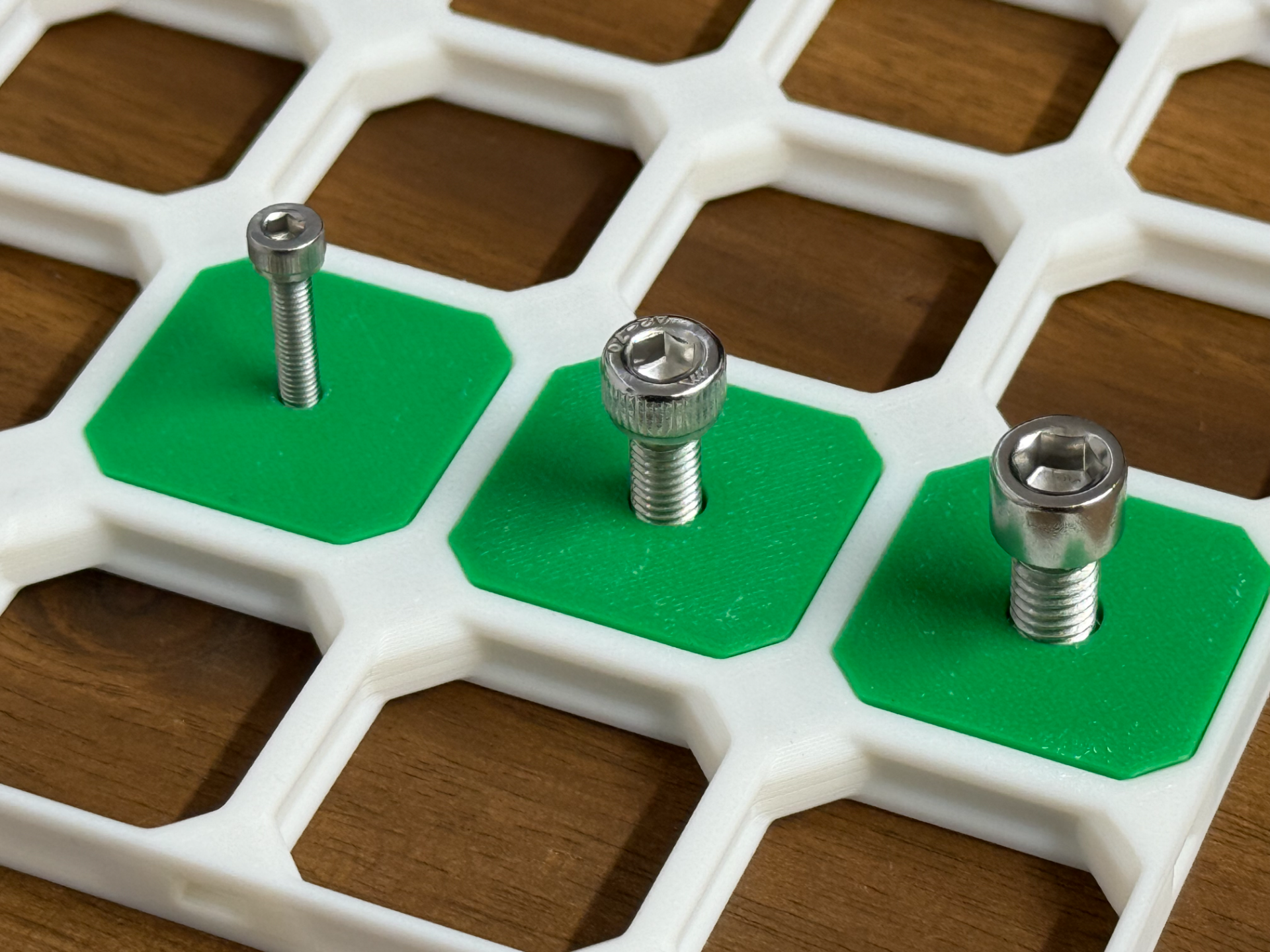 openGrid - Metric Screw Snaps