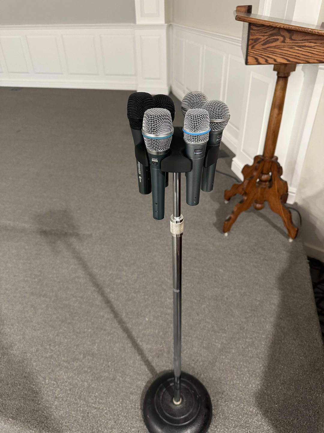 Multi-Mic Stand