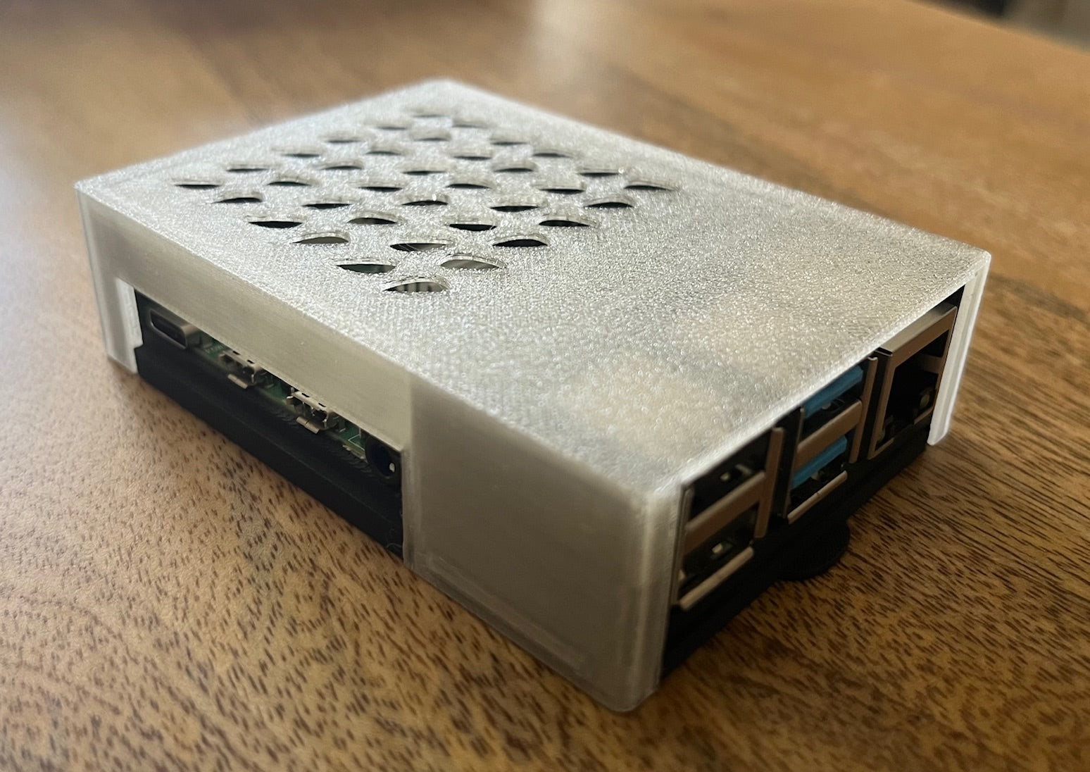 Compact Raspberry Pi 4 Case