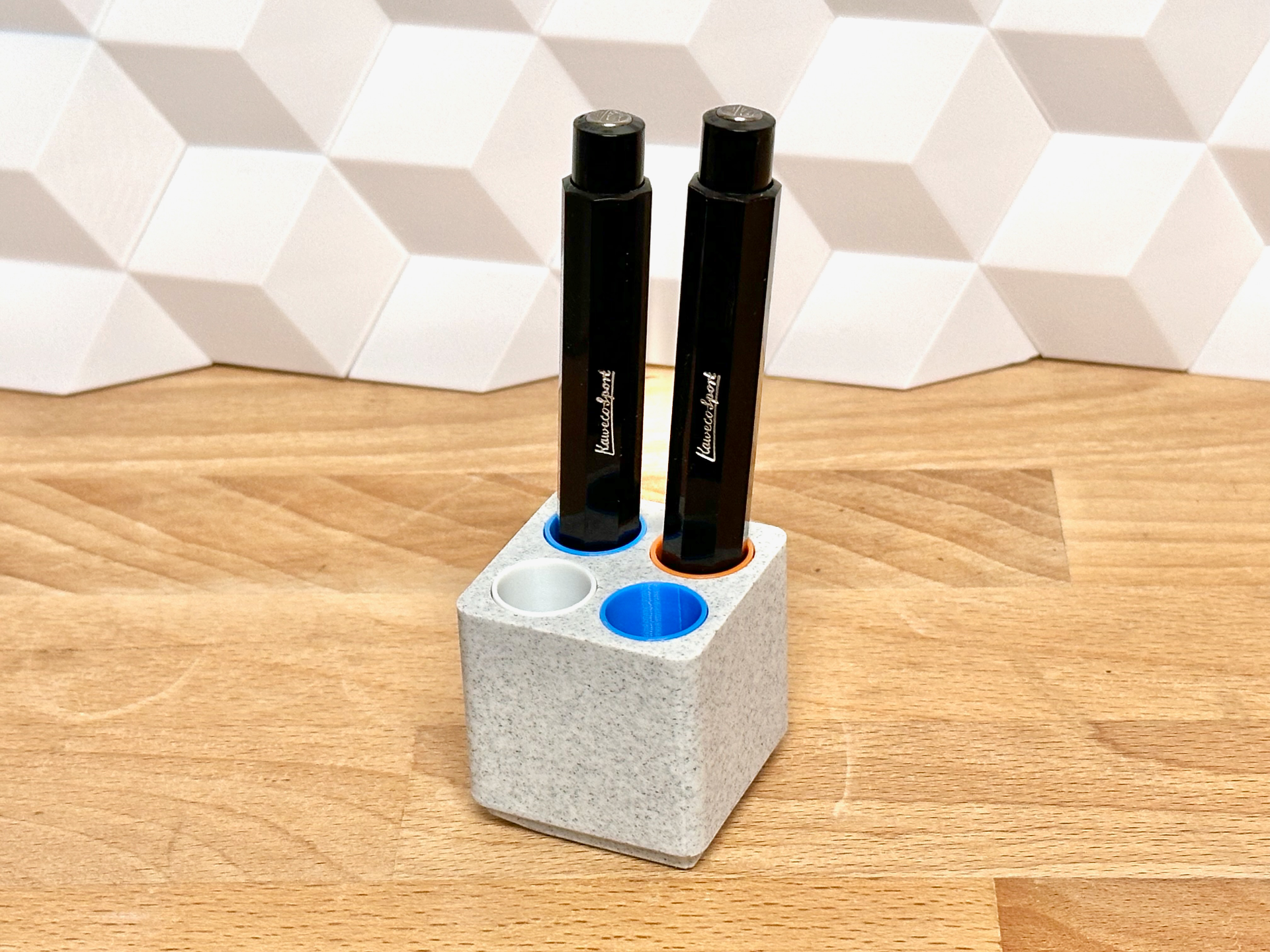 Gridfinity Pen Holder - Clean stand, ready to use