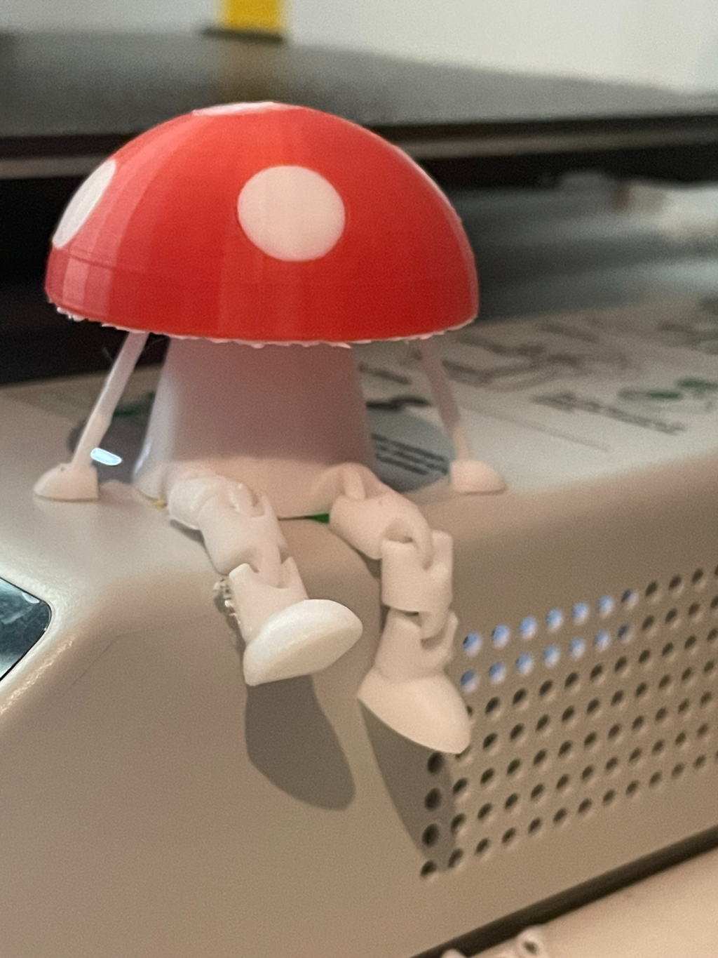 articulated toadstool with arms