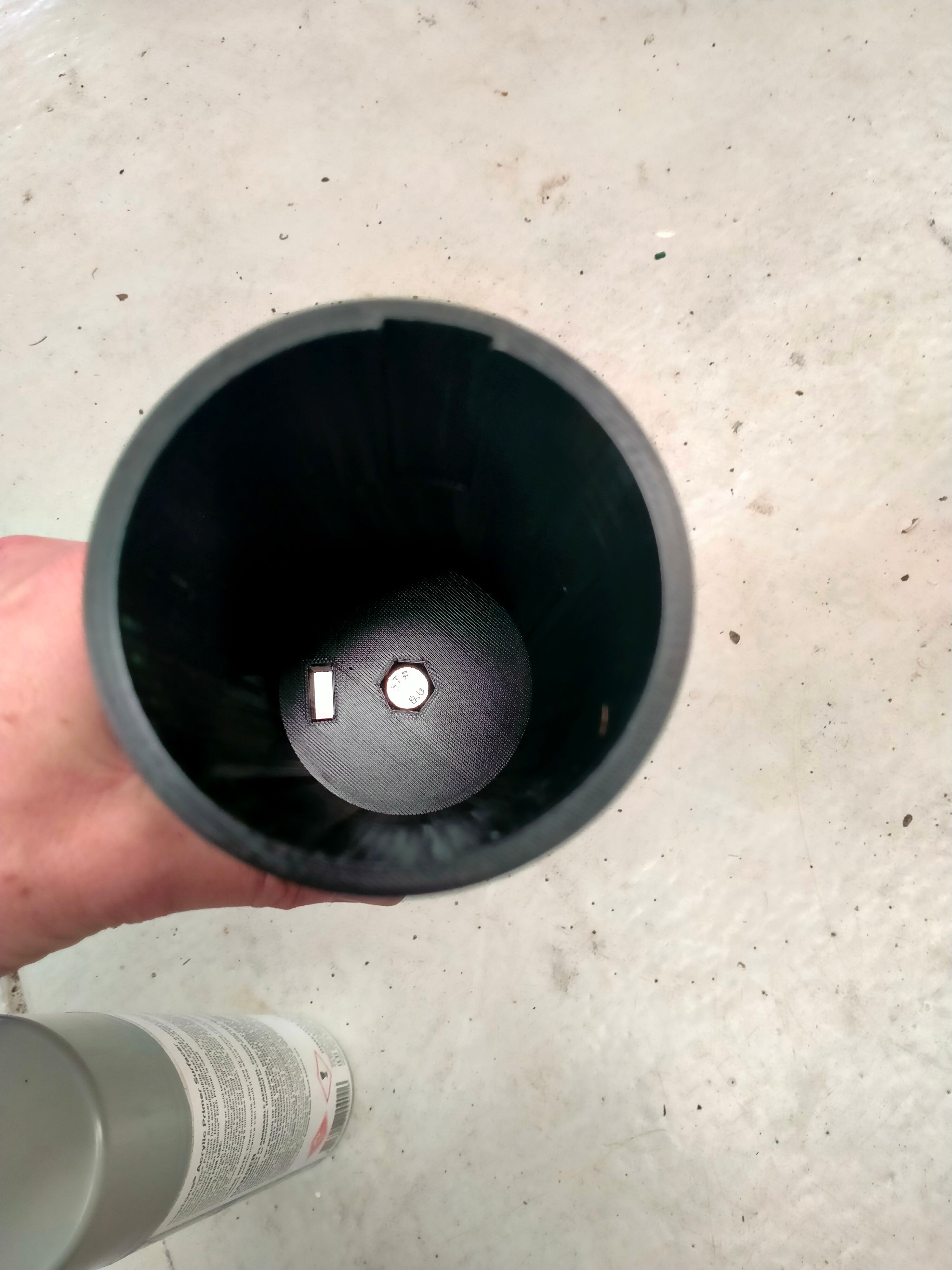 Paint can shaker/mixer for hand drill