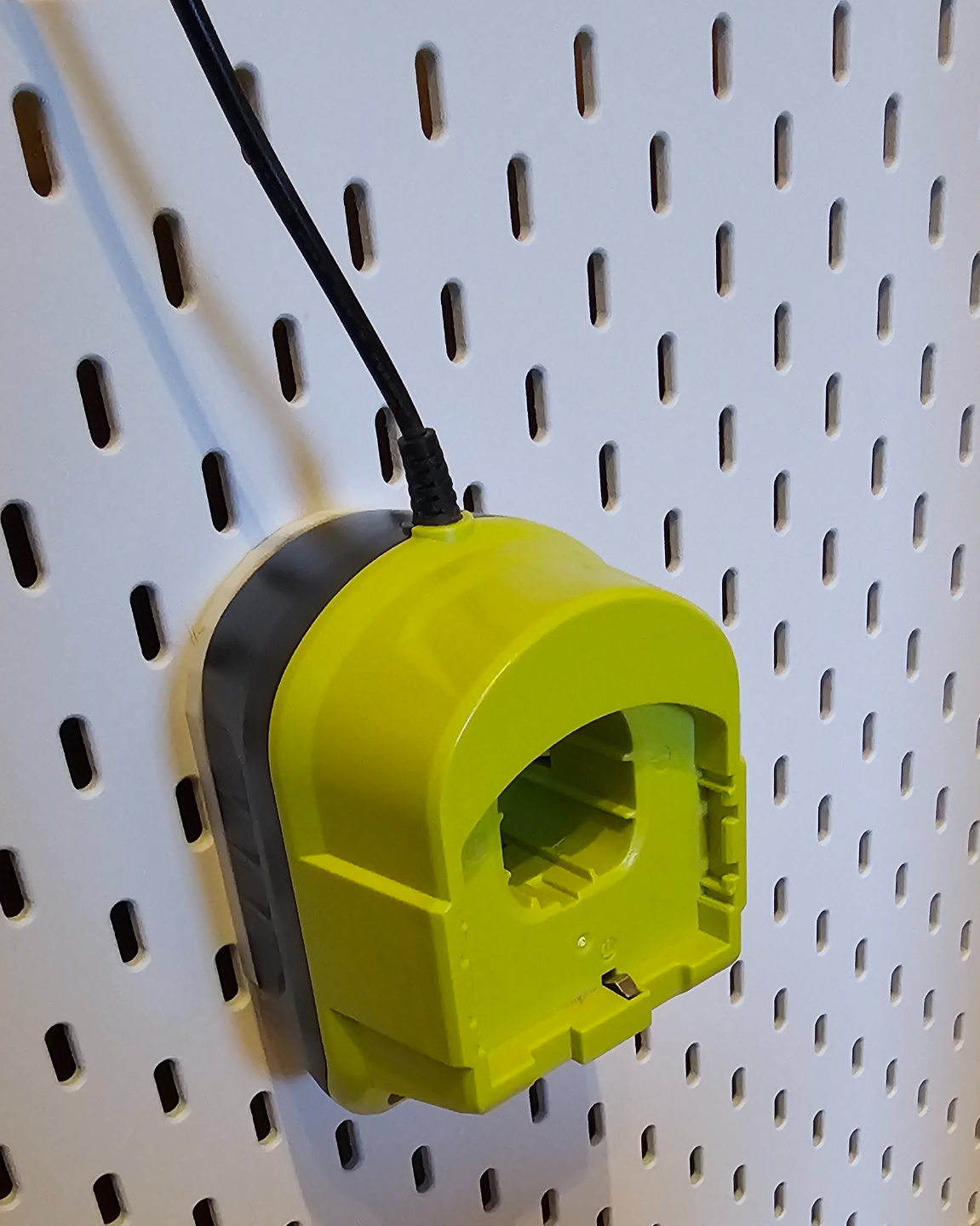Ryobi Charger holder for IKEA Skadis