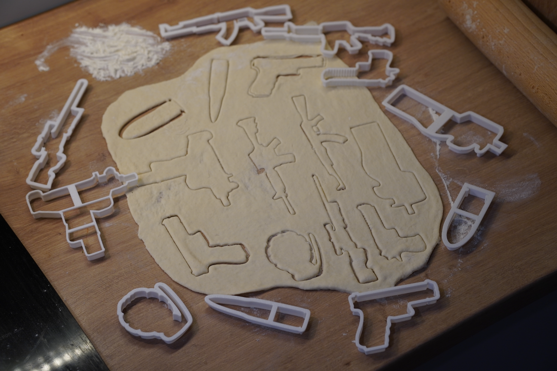 M4 cookie cutter