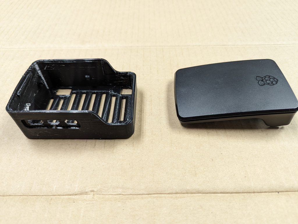 Raspberry Pi5 pimoroni SSD case bottom