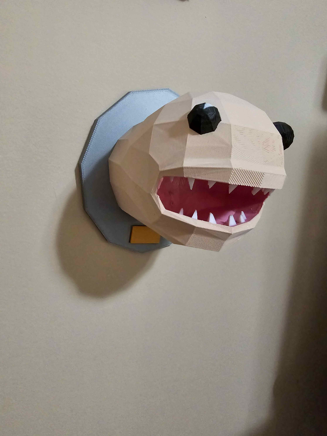 Low Poly Alaskan Bull Worm Head Mount