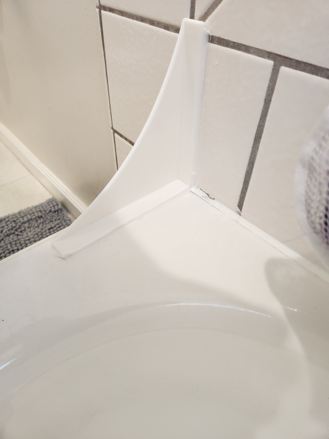 Bathtub Splash Guard