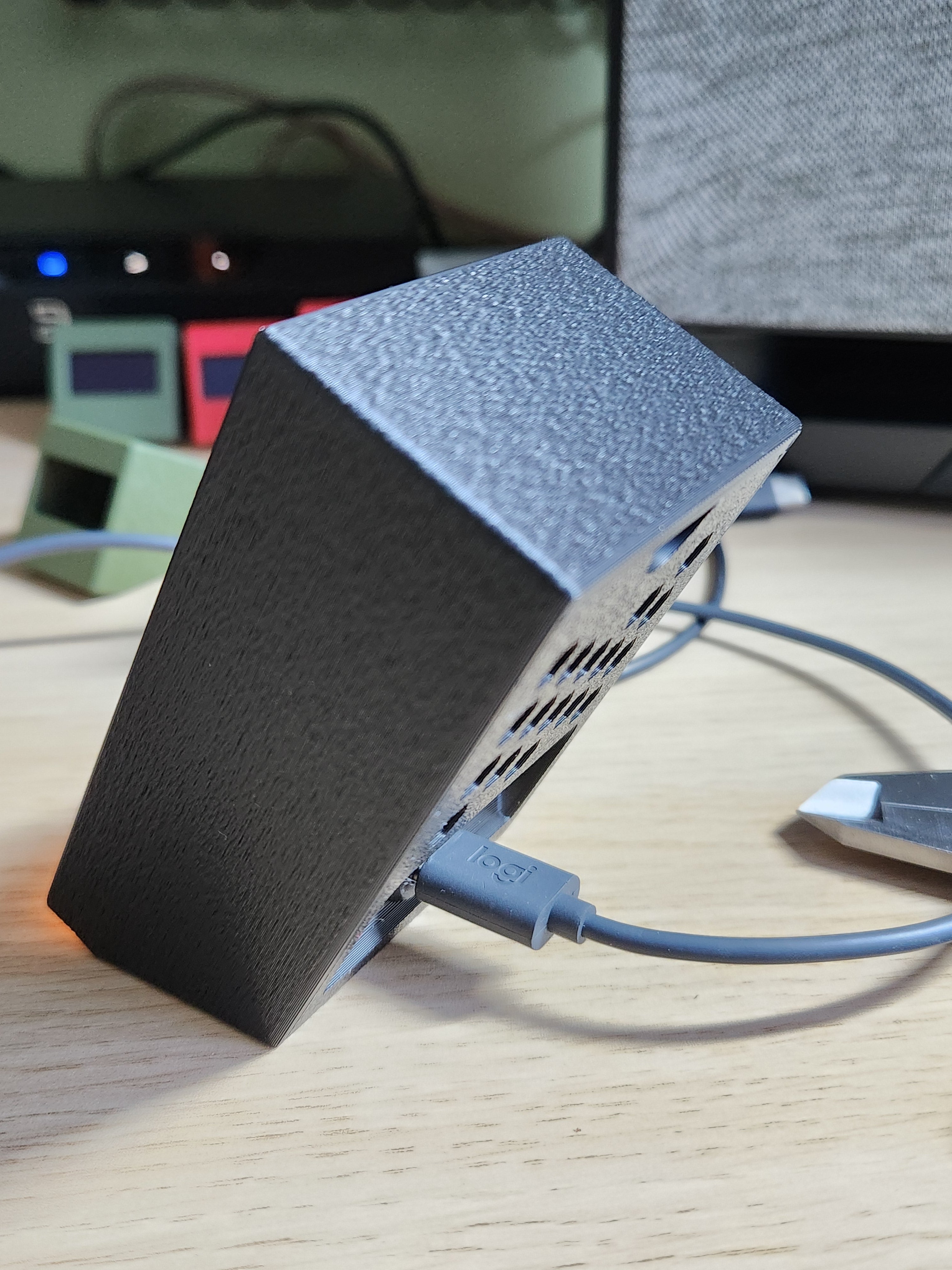 CYD Vertical Stand Case (ESP32-2432S028)