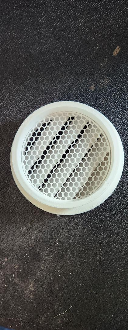 Mesh insert for 100mm vent