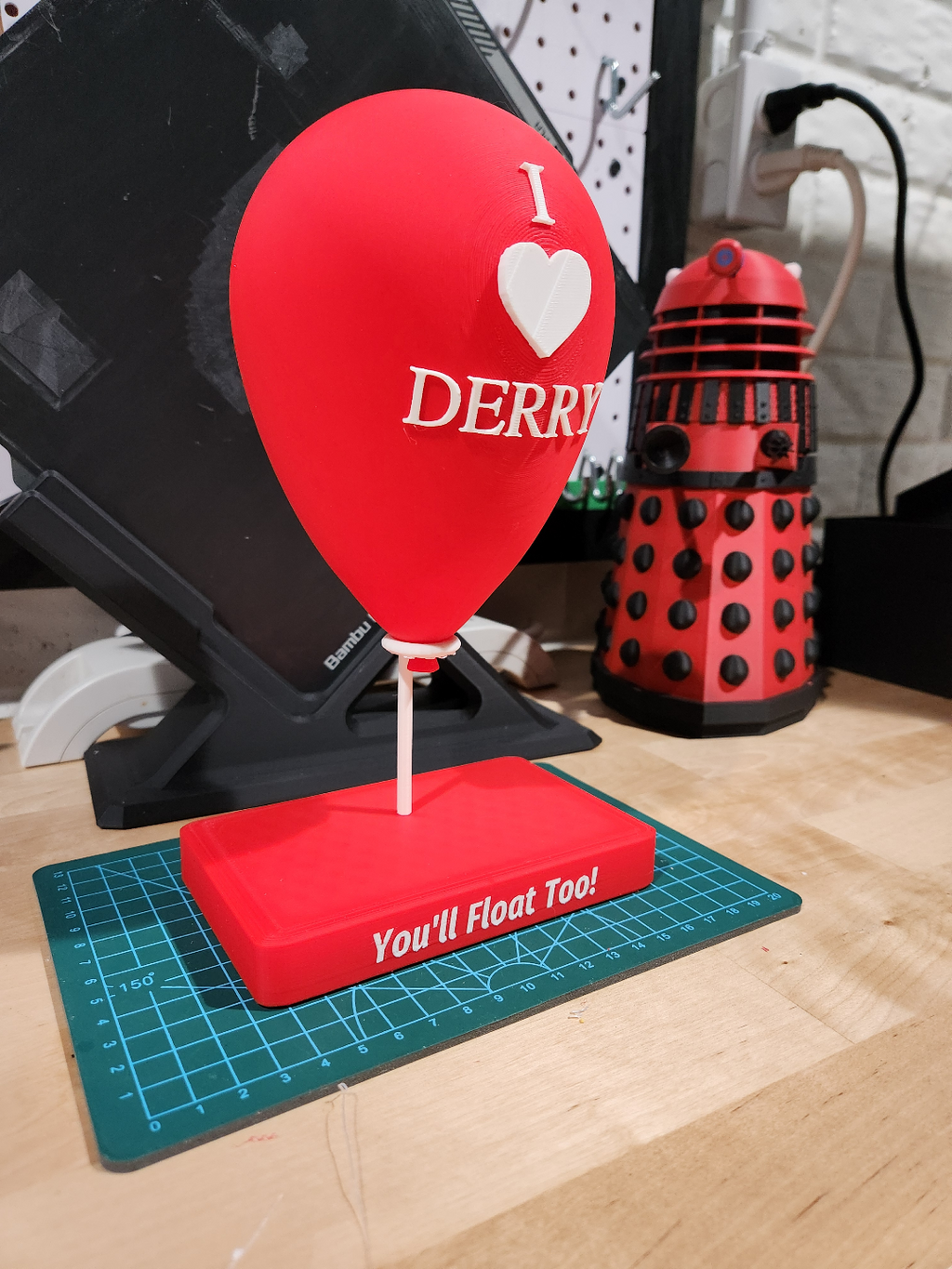 Stand for Derry Balloon (IT, You'll Float Too!)