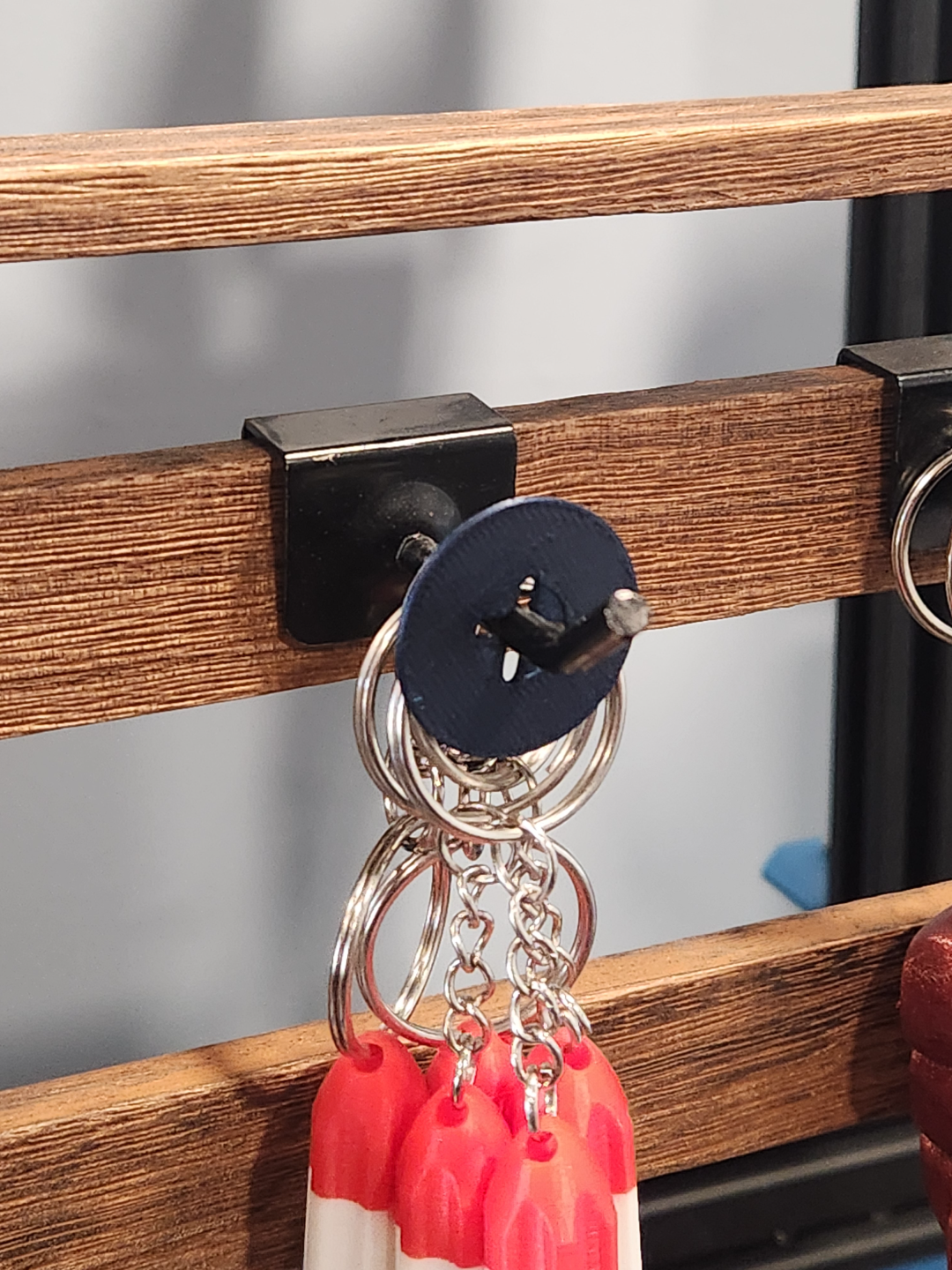 Flat Peg Hook Stopper