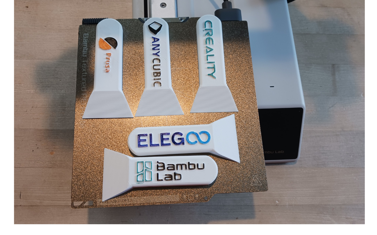 3D print bed scrapers with 3d printer logos